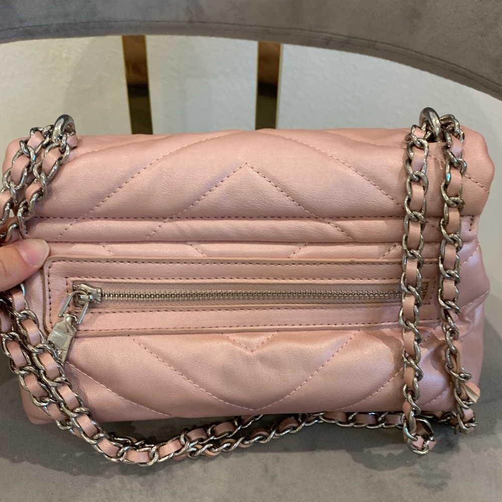 Badgley Mischka Diagonal Quilted Convertible Shoulder Bag - Picture 4 of 6